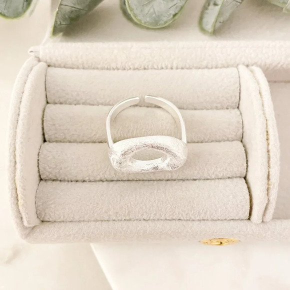 925 Sterling Silver Oval Ring Texture Ring Matte Ring Modern Geometric Ring - Picture 5 of 9